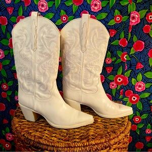 Jeffrey Campbell Dagget Western Boots White Sz 13 excellent condition leather